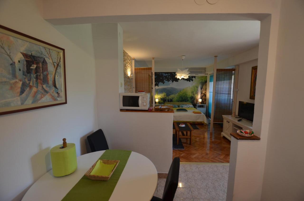 Cozy Apartment Ernesto*Good Location*Rovinj Exterior foto